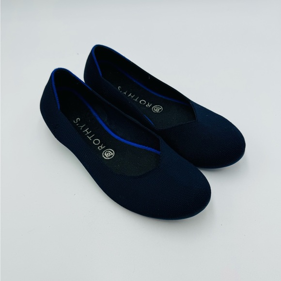 Rothy’s Navy Blue Round Toe Ballet Flats The Flat - Picture 2 of 9